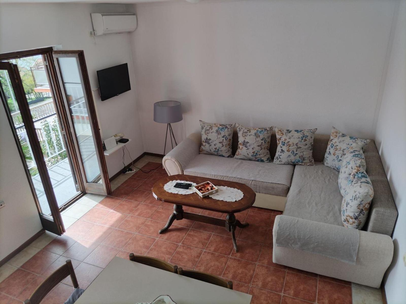 Apartment Ivana Kotor Buitenkant foto