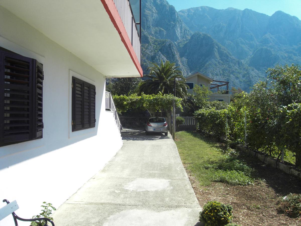 Apartment Ivana Kotor Buitenkant foto